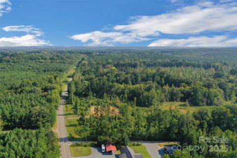 1012 S Oakshire Lane