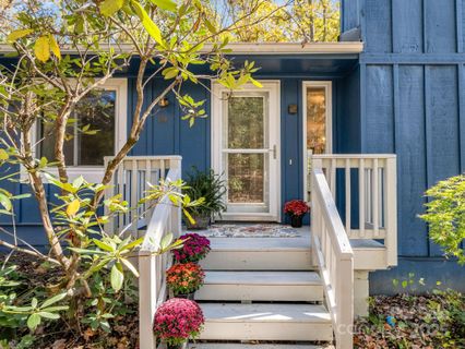 19 Muirfield Drive sold home in Muirfield, Arden, NC