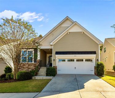 2381 Talon Point Circle