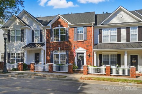 837 Dillard Road active home in Manchester Village, Rock Hill, SC