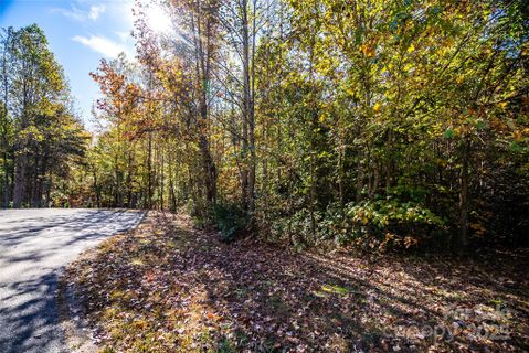 68 69 Seminole Drive