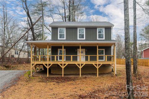 204 Cascade Ridge Road sold home in Cascade Ridge, Fairview, NC