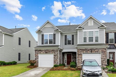518 Hunters Dance Road