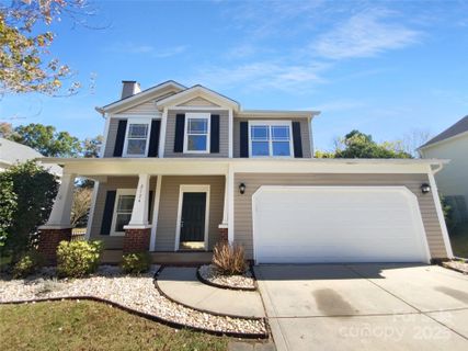 2124 Majestic Poplar Drive sold home in Camberley, Waxhaw, NC