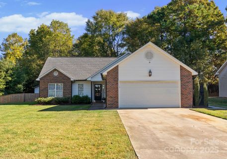 611 Emerson Drive sold home in Allison Park, Mooresville, NC