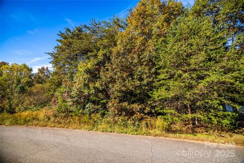 62 Seminole Drive sold home in Creekside Village, Maiden, NC