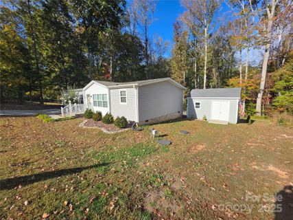 126 Tradewinds Court sold home in Windward Pointe, Mooresville, NC
