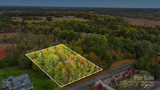6918 My Ladys Way sold home in Queens Gate, Waxhaw, NC