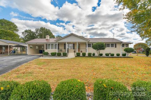 1202 Flowe Drive sold home in Stallings Park, Matthews, NC