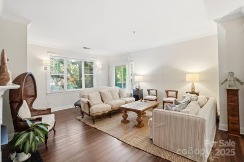5617 Fairview Road sold home in Wren Crest, Charlotte, NC