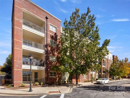 5 Farleigh Street pending home in Biltmore Park Town Square, Asheville, NC