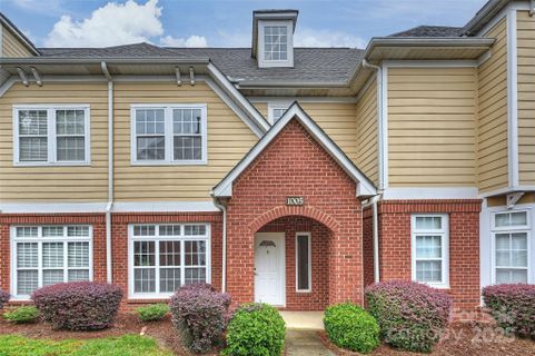 1005 Central Park Circle sold home in Park At Davidson, Davidson, NC