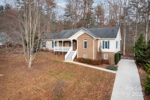 590 Brook Knoll Circle sold home in Twin Brook Hills, Weaverville, NC