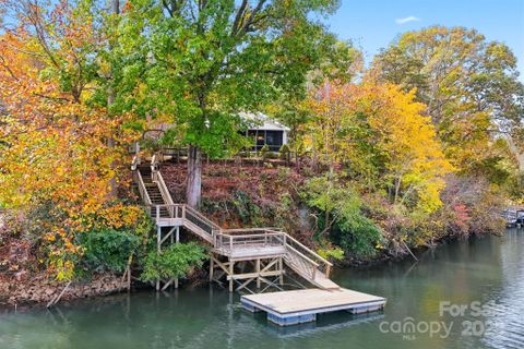 4247 Laurel Hill Road