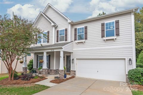 1018 Quail Run Court sold home in Fox Ridge, Fort Mill, SC