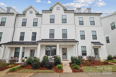 2318 Magnolia Blossom Way sold home in The Townes Of Cotswold, Charlotte, NC