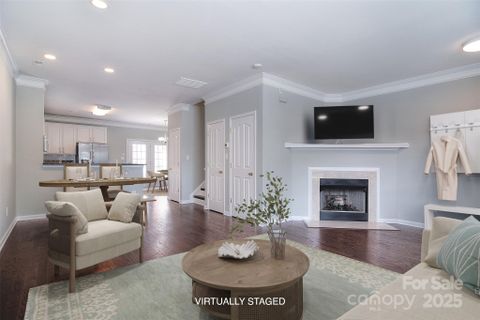 7002 Creft Circle
