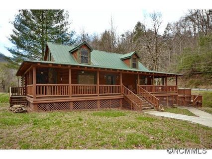 24 Freeman Knolls Drive sold home in Freeman Knolls, Hendersonville, NC