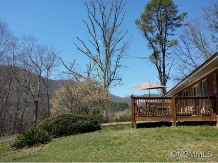560 Pisgah Shadows Road sold home in Pisgah Shadows, Penrose, NC
