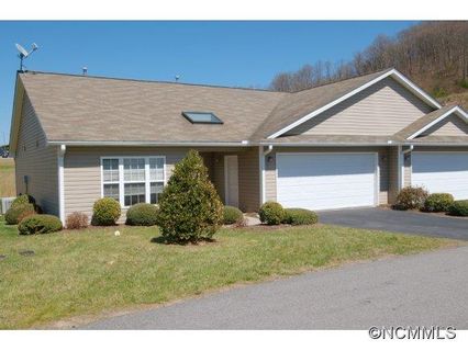 302 Castle Creek Drive