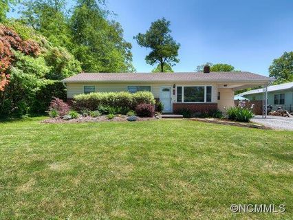 207 Sherwood Road