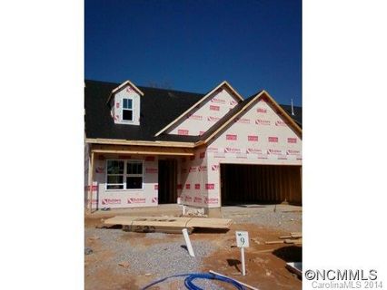 101 Foxtail Court sold home in Foxchase, Hendersonville, NC