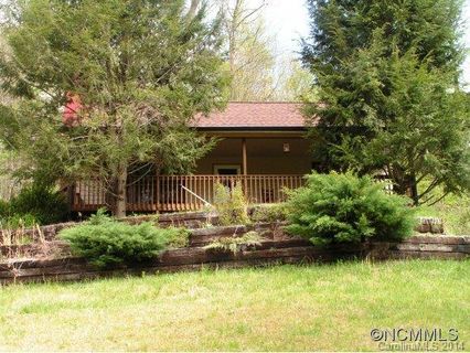 105 Kingfisher Lane Road sold home in Moonshine Mountain, Burnsville, NC