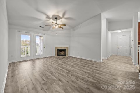 9950 Hyde Glen Court sold home in Hyde Park, Charlotte, NC
