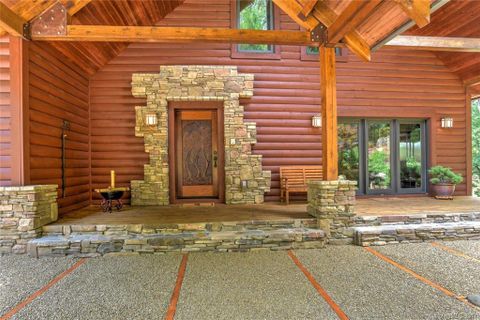 267 Boulder Ridge Drive