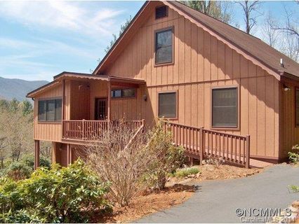 1099 Country Club Dr sold home in Springdale Country Club, Canton, NC