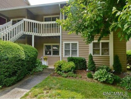 6 Timberlake Drive