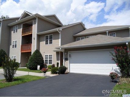 44 Commons Way 201