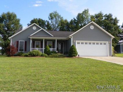 411 Spring Drive sold home in Springside, Mars Hill, NC