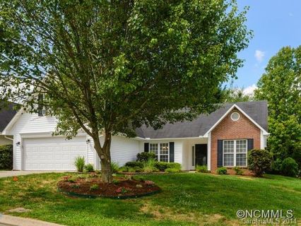 25 Forest Berry Rd