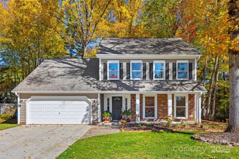 2923 Summerland Drive sold home in Southwoods, Matthews, NC