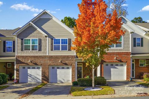 7023 Woodsbay Lane sold home in The Woodlands, Rock Hill, SC