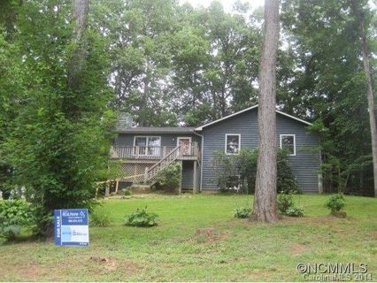 26 Oakwood Road sold home in Oakwoods, Candler, NC