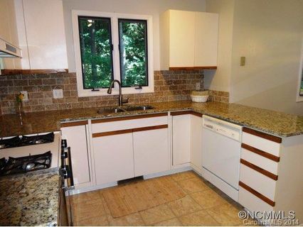305 Piney Mountain Dr A 4 sold home in Pine Cliff, Asheville, NC