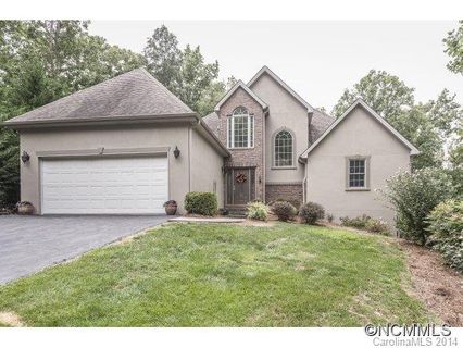 16 Secretariat Drive sold home in Belmont Heights, Hendersonville, NC