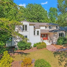 35 Heritage Drive