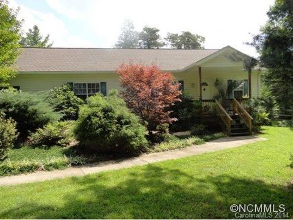 65 Falcon Ct