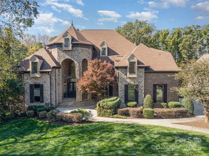 1610 Lookout Circle