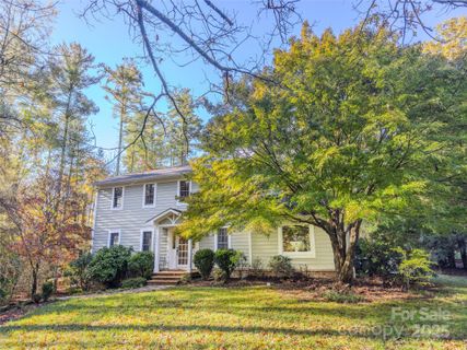 120 Finley Street sold home in Echo Lake, Hendersonville, NC