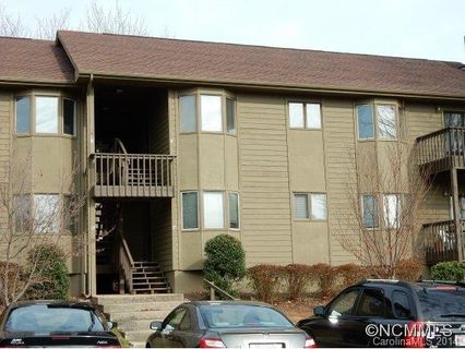 201 Racquet Club Road 13