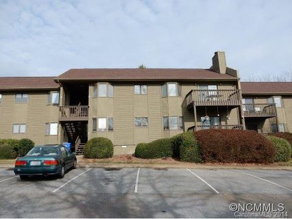 201 Racquet Club Road Unit 17