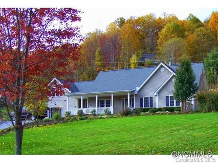 14 Apple Tree Way sold home in Apple Tree Estates, Asheville, NC