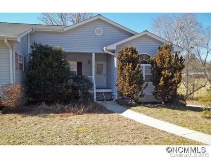 3310 Sandy Drive Unit 2 sold home in Hillgirt Acres, Hendersonville, NC