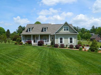 1006 Pin Oak Trail
