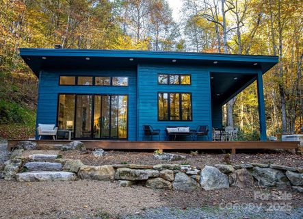 808 Mountain Cove Road