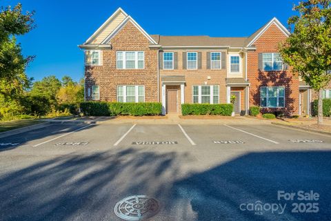 8988 Lanark Lane